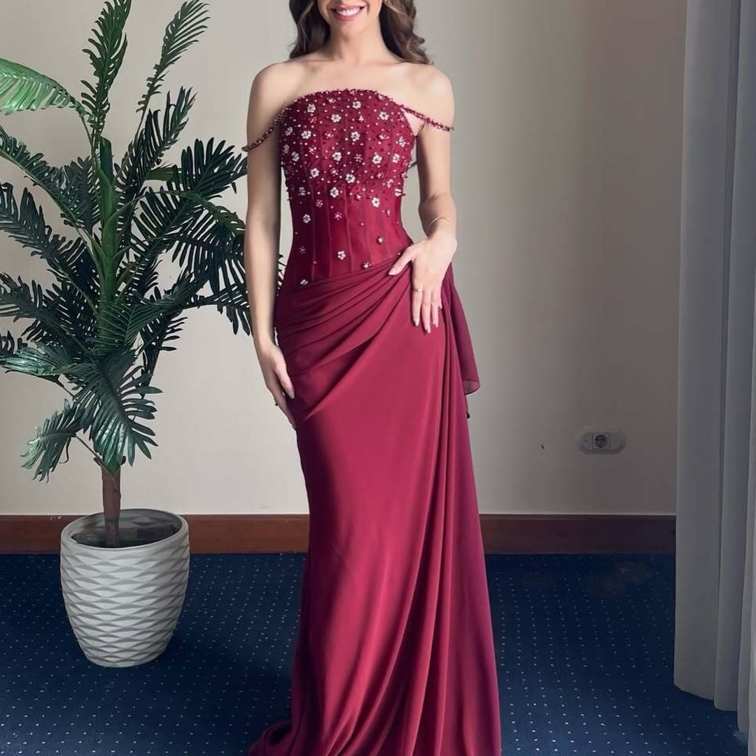 Bella Customized Satin Off-the - Women Formal Wear For Graduation 评论和价格